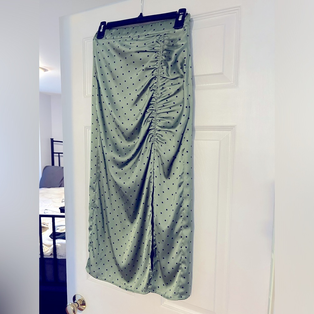 Zara Green and black polka dot silk like skirt